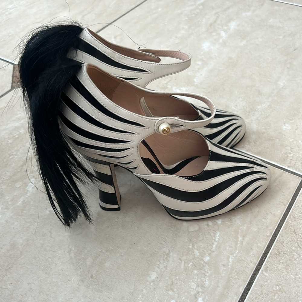 Gucci Black and White Zebra-Stripe Mary Jane Heel with Tail Detail - Picture 4 of 14